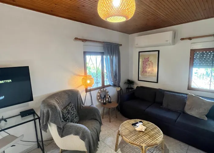 House On The Cliff-ancient Pydna